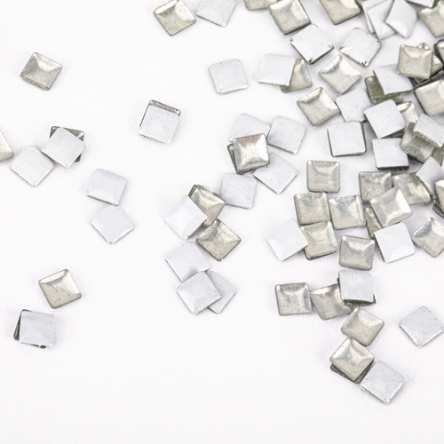 ShinePins gładkie ćwieki błyskotki ozdoby do paznokci kwadratowe large NTN Premium Nr 1 5g