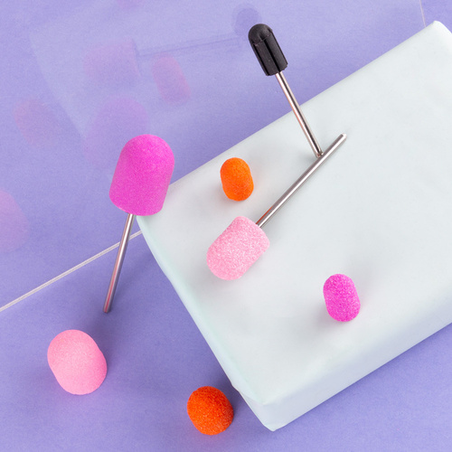 Nośnik trzpień gumowy na kapturki do pedicure 7 mm