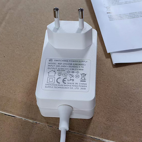 Pochłaniacz pyłu 41W kasetowy Molly Nails biały X15 