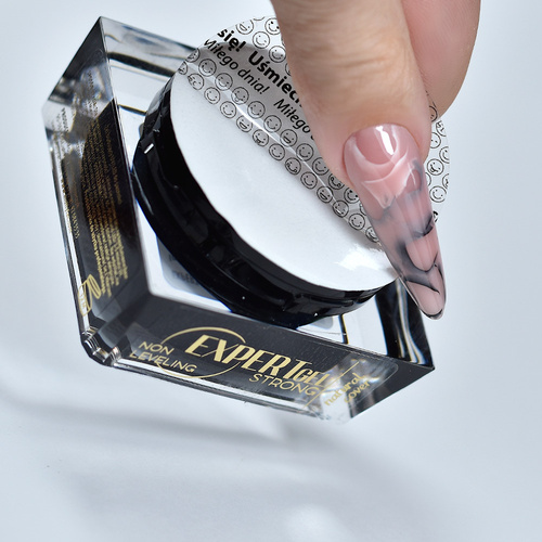 Żel budujący do paznokci Expert Gel Strong natural cover by Monika Mielniczuk Molly Nails HEMA i Di-HEMA free 15g