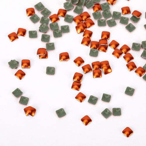 ShinePins gładkie ćwieki błyskotki ozdoby do paznokci kwadratowe mini NTN Premium Nr 4 5g