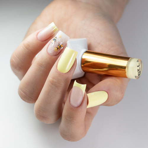 Lakier hybrydowy Molly Nails Power Flower Yellow Daffodil HEMA/Di-HEMA Free 8g Nr 720