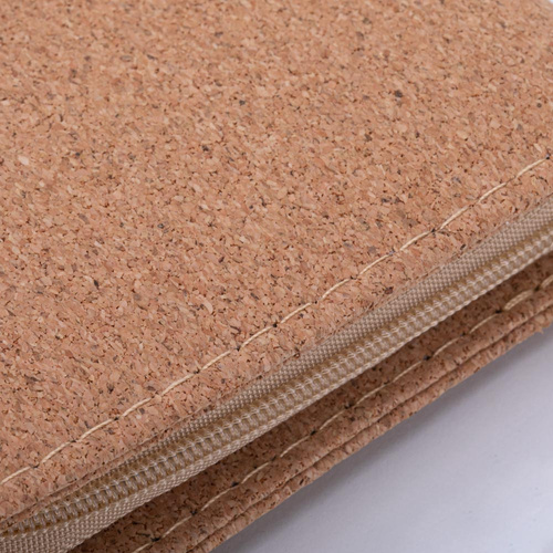 Zestaw 9 akcesoriów kosmetycznych do manicure, pedicure i regulacji brwi w korkowym etui - CC044