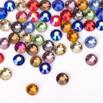 Cyrkonie do paznokci szklane SS10 Mix ok.50 szt.