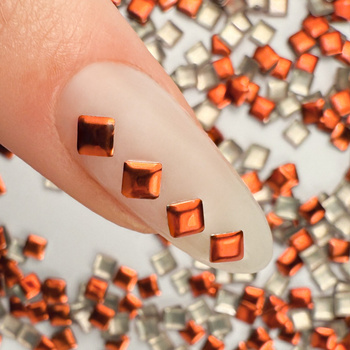 ShinePins gładkie ćwieki błyskotki ozdoby do paznokci kwadratowe large NTN Premium Nr 6 5g