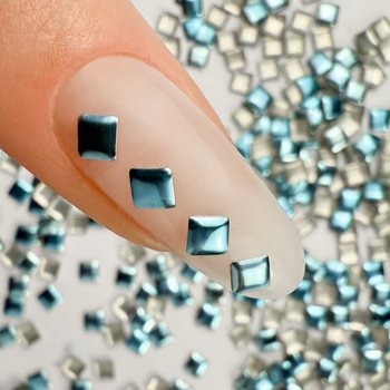 ShinePins gładkie ćwieki błyskotki ozdoby do paznokci kwadratowe large NTN Premium Nr 11 5g