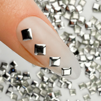 ShinePins gładkie ćwieki błyskotki ozdoby do paznokci kwadratowe large NTN Premium Nr 2 5g